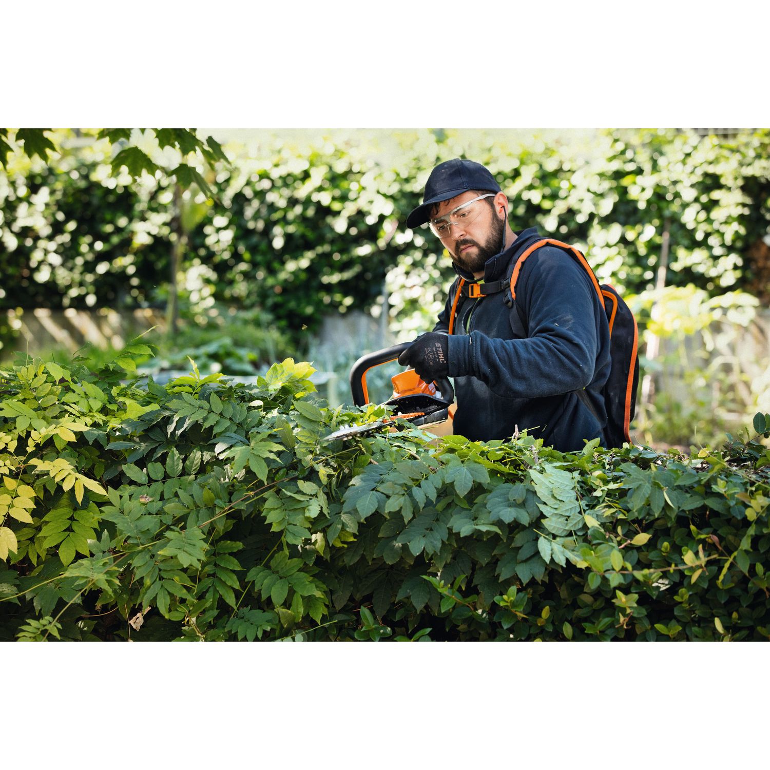Аккумуляторный кусторез STIHL HSA 94 R (для интенсивной обрезки)