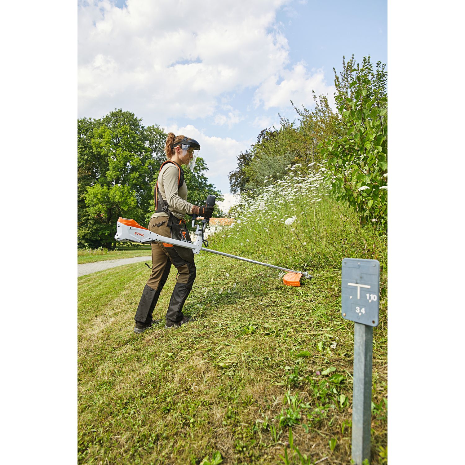 Аккумуляторная мотокоса STIHL FSA 135