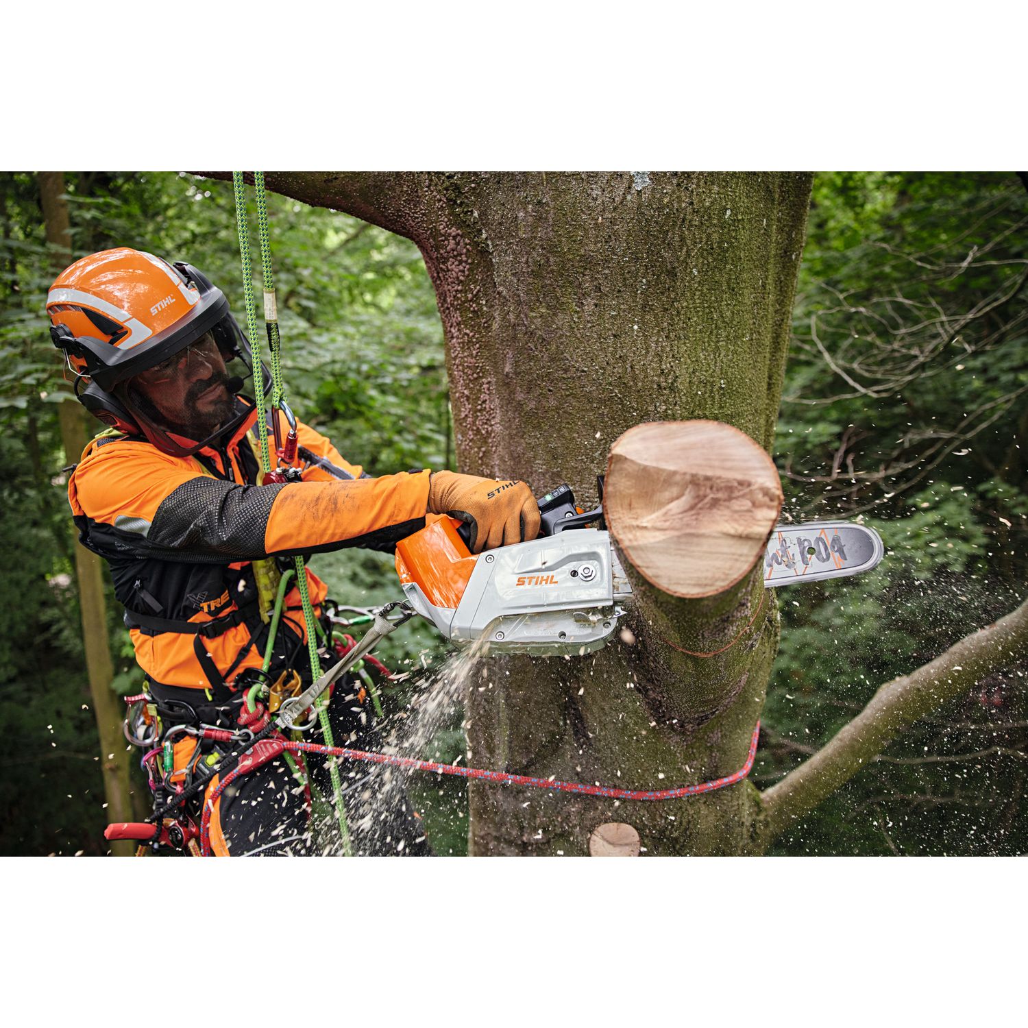 Аккумуляторная цепная пила STIHL MSA 220 TC-O с шиной 12 дюймов (30 см)