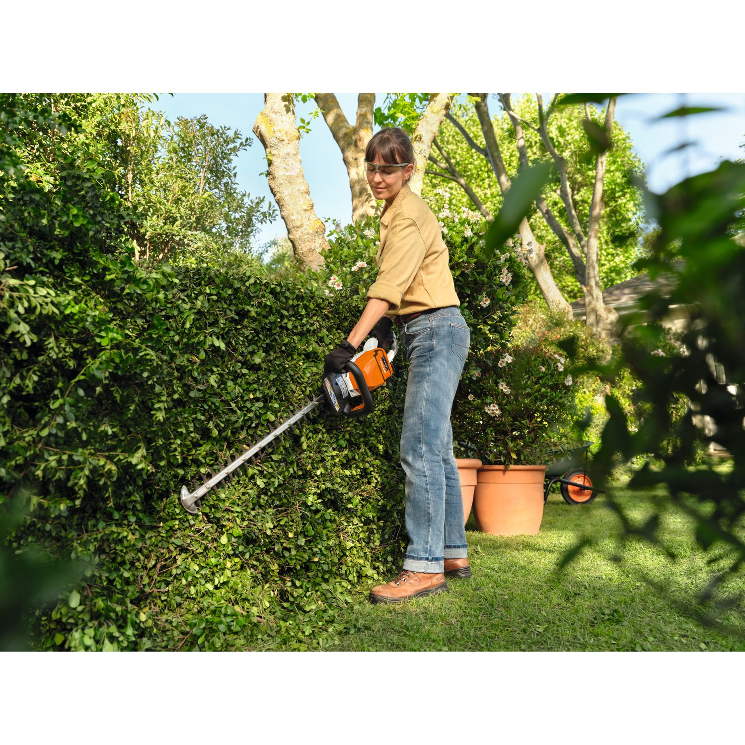 Аккумуляторный кусторез STIHL HSA 60