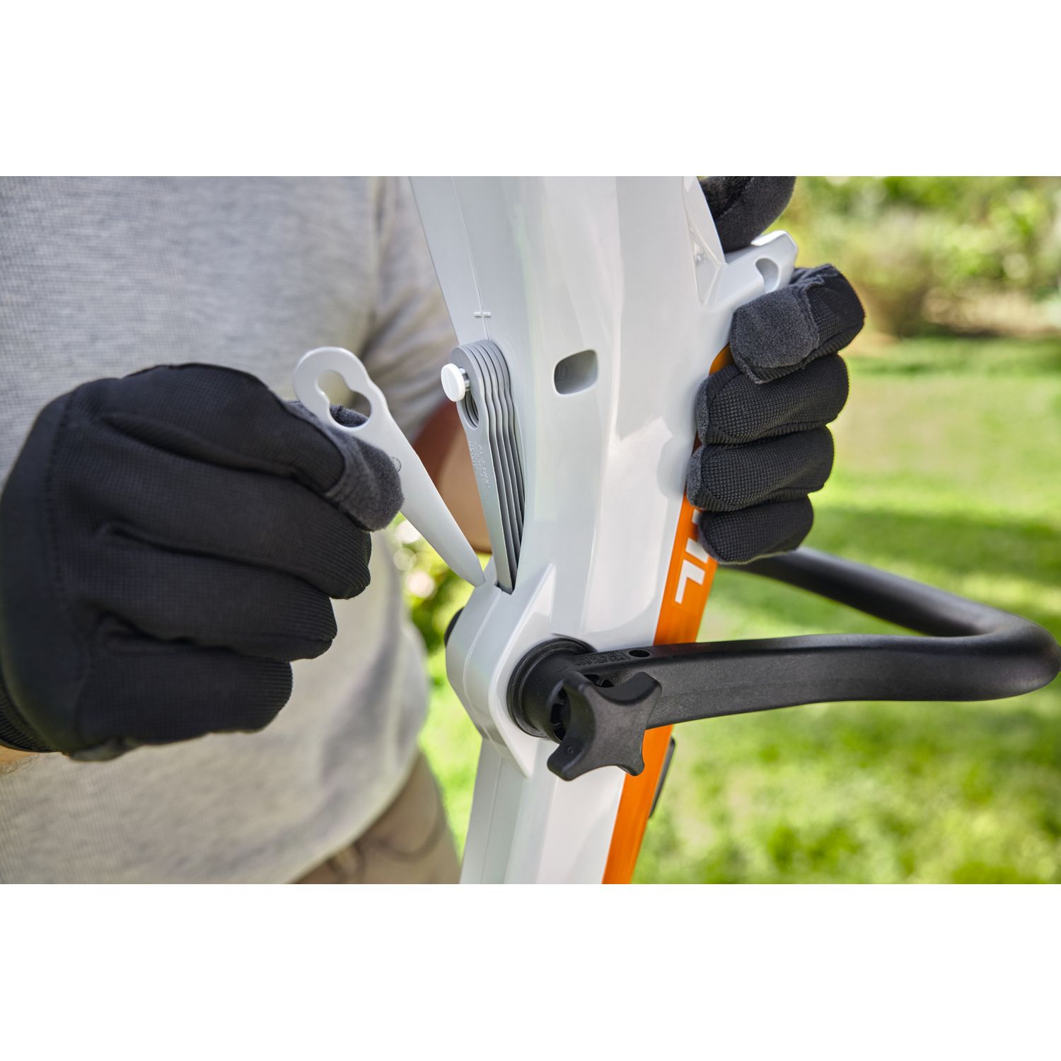 Аккумуляторная мотокоса STIHL FSA 30