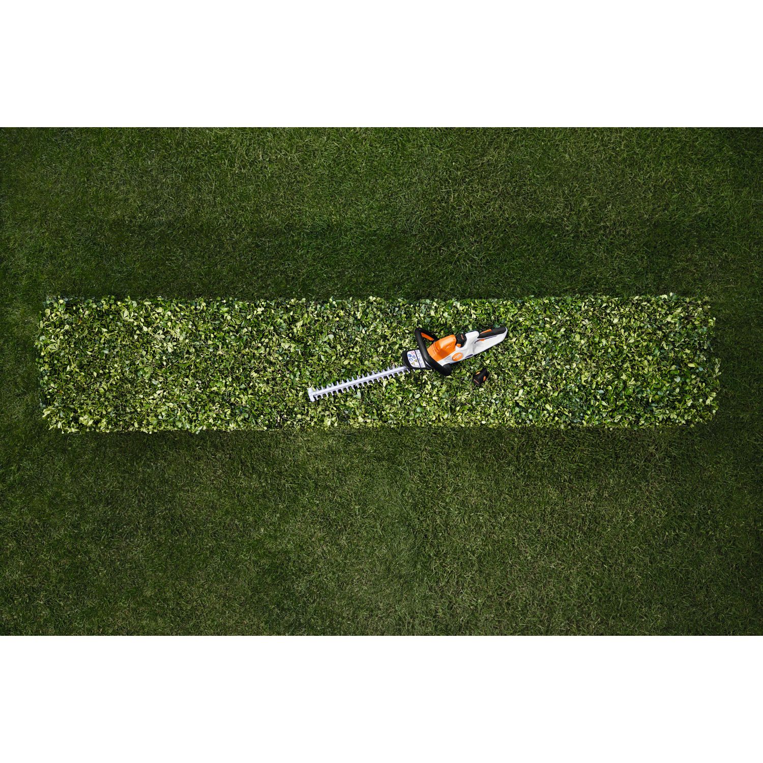 Аккумуляторный кусторез STIHL HSA 40