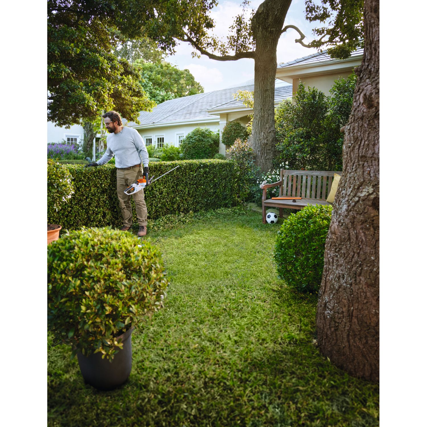 Аккумуляторный кусторез STIHL HSA 30