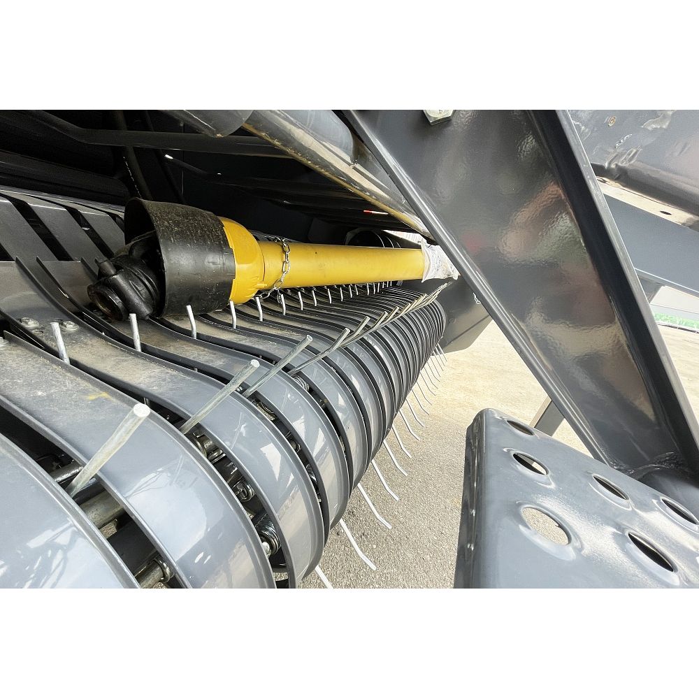 Пресс подборщик Metal Fach Z-562