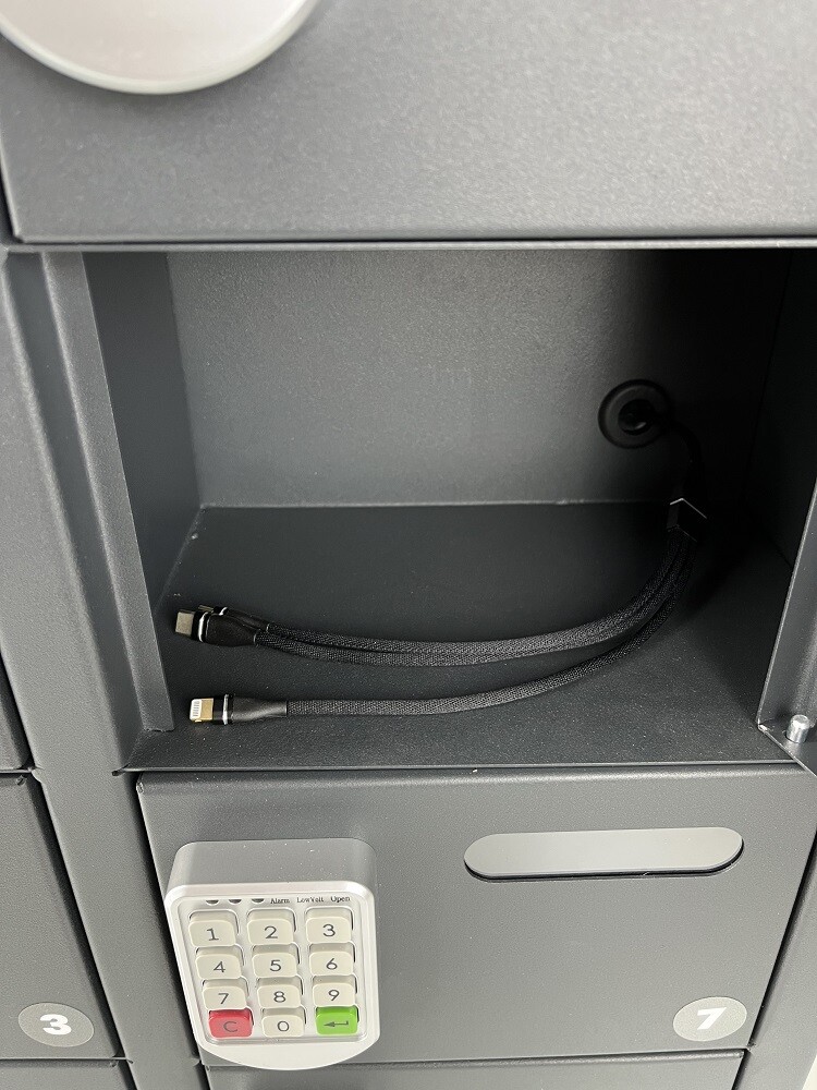 Шкаф для зарядки мобильных  LOCKER L8